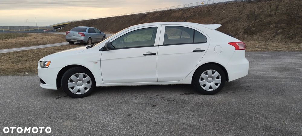 Mitsubishi Lancer 1.5 - 6
