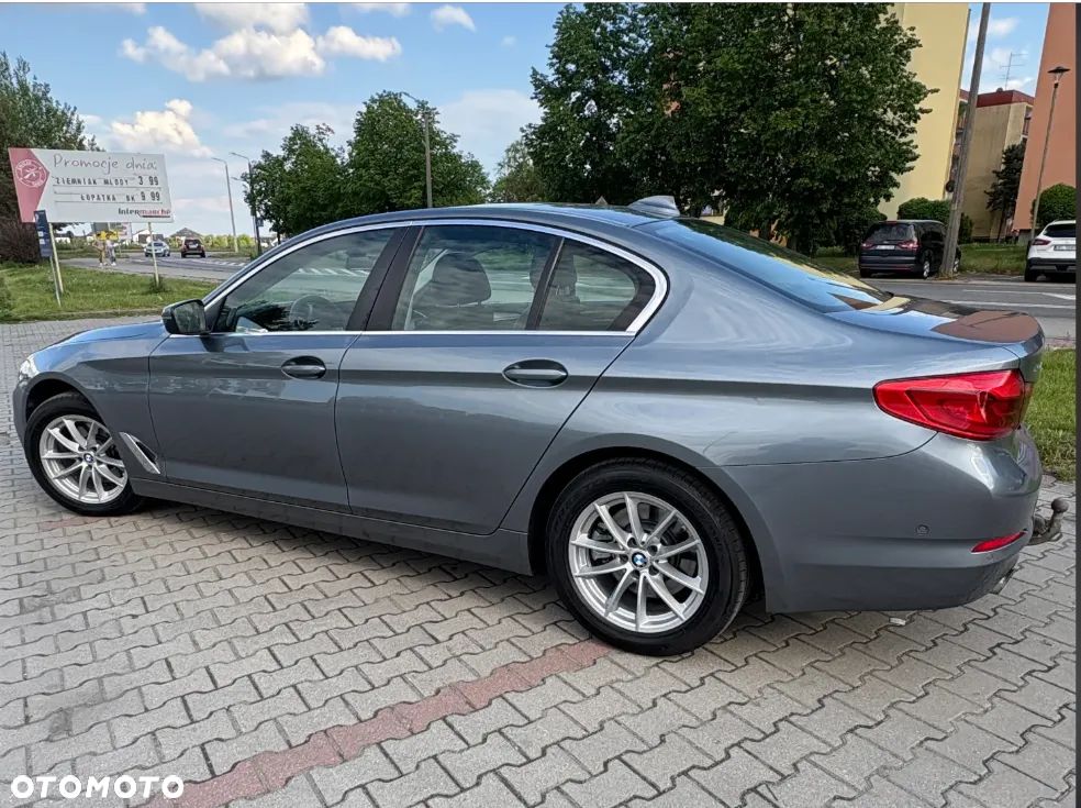 BMW Seria 5 520d - 5