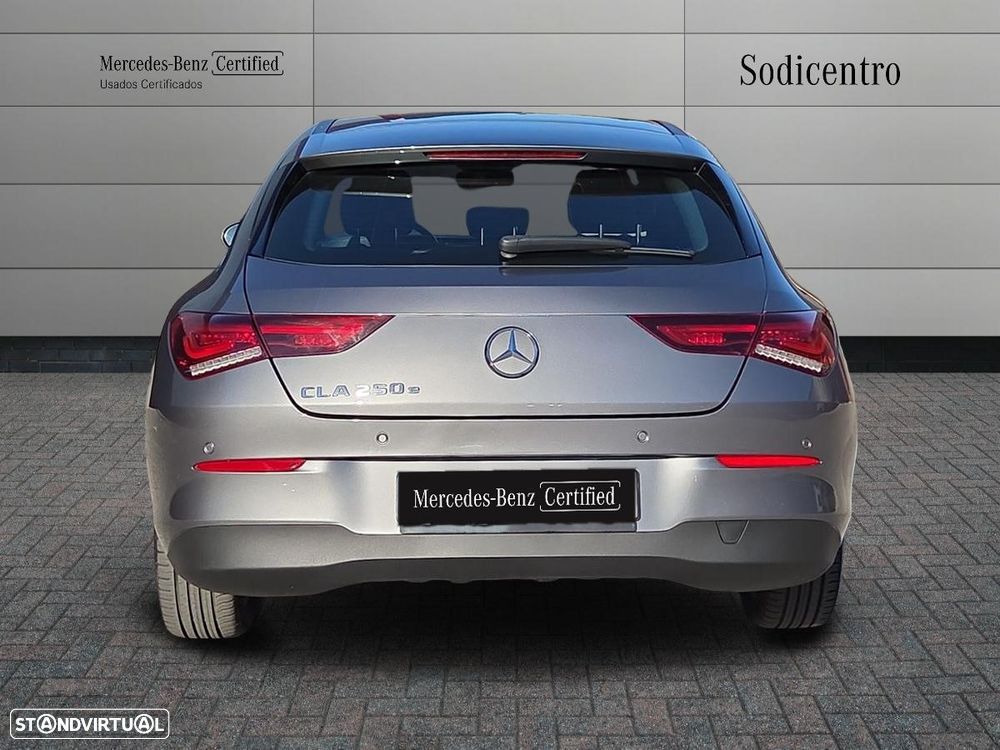Mercedes-Benz CLA 250 e Shooting Brake Style Plus - 8