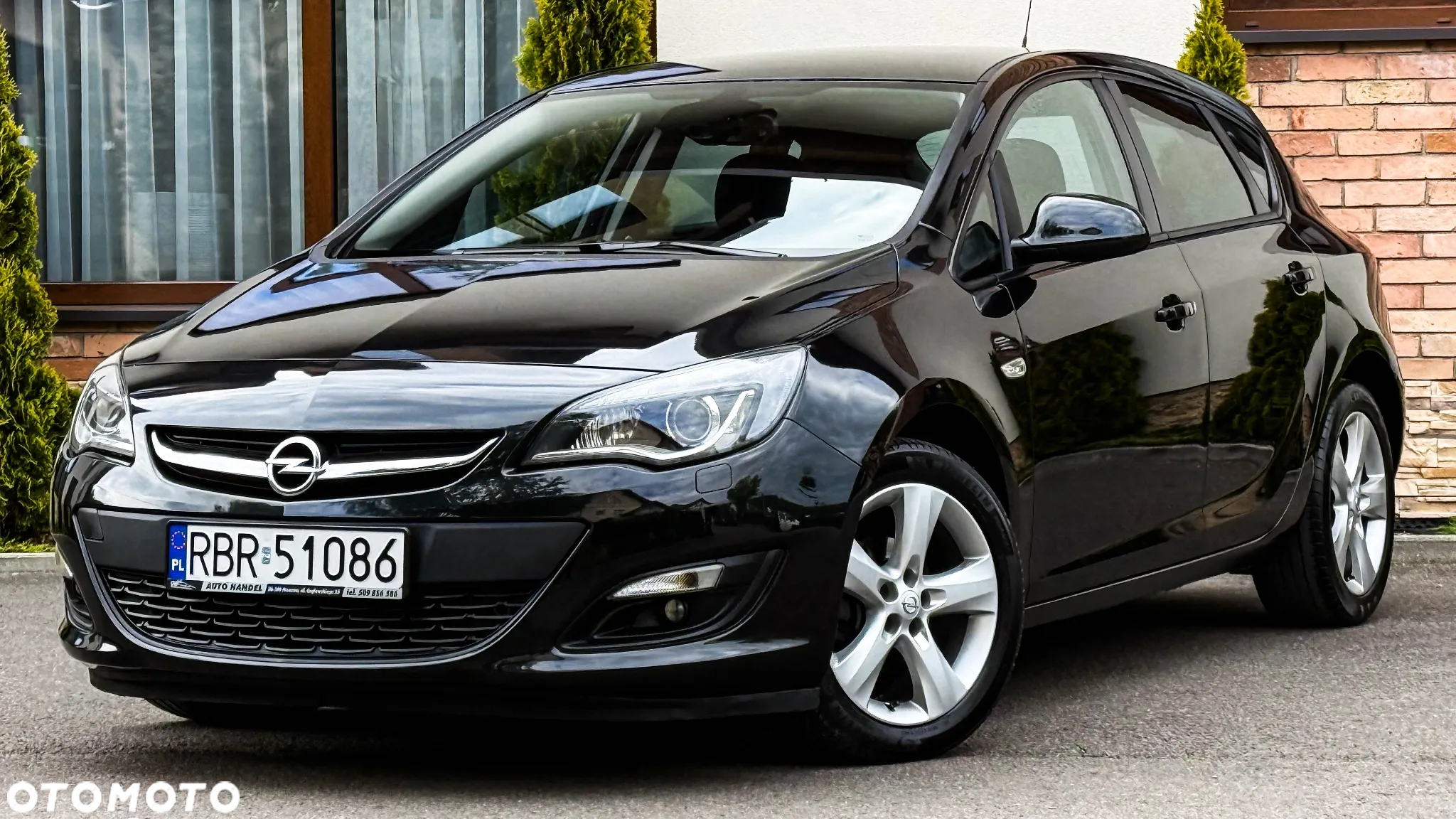 Opel Astra 1.4 Turbo Design Edition - 2