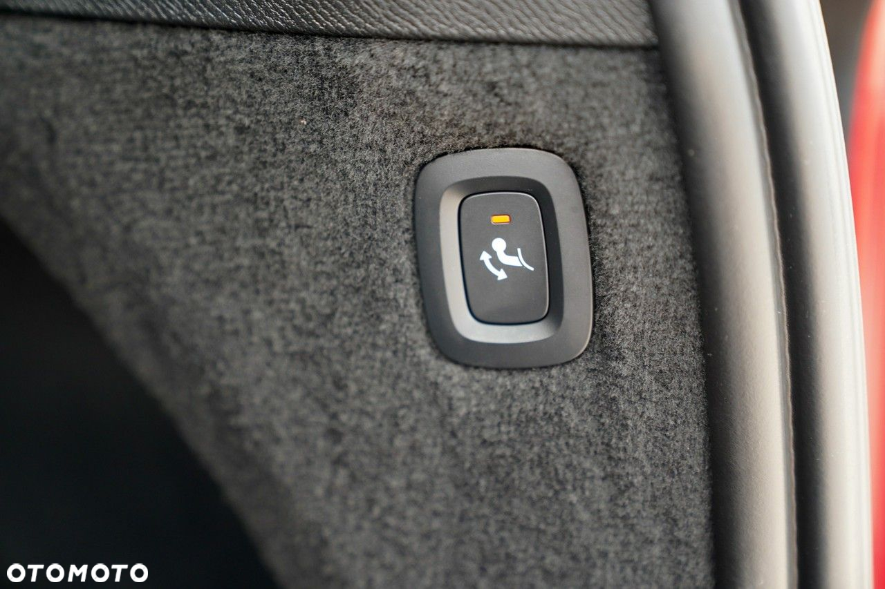Volvo XC 90 - 19