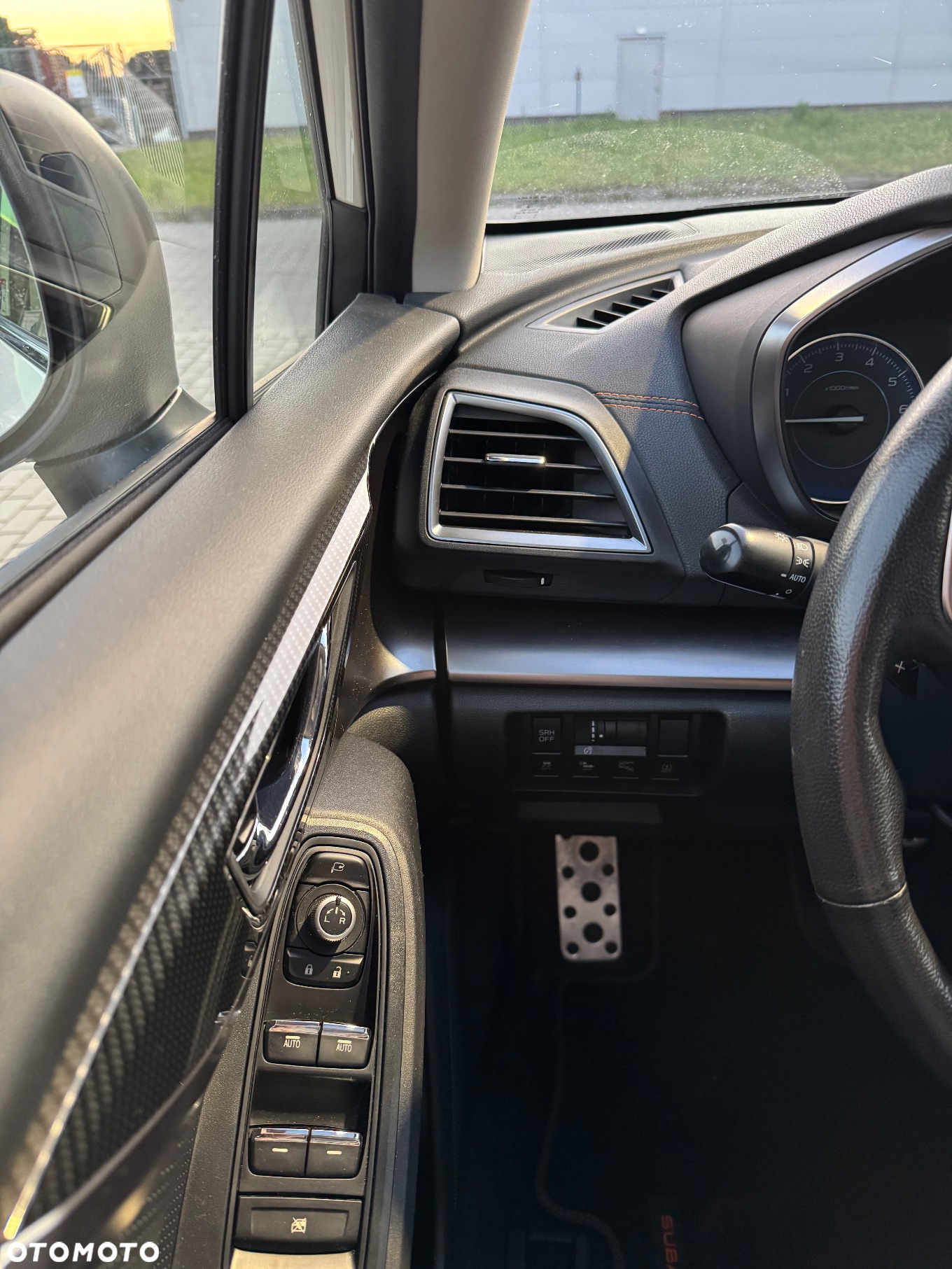 Subaru XV 2.0i-S Platinum (EyeSight) Lineartronic - 12