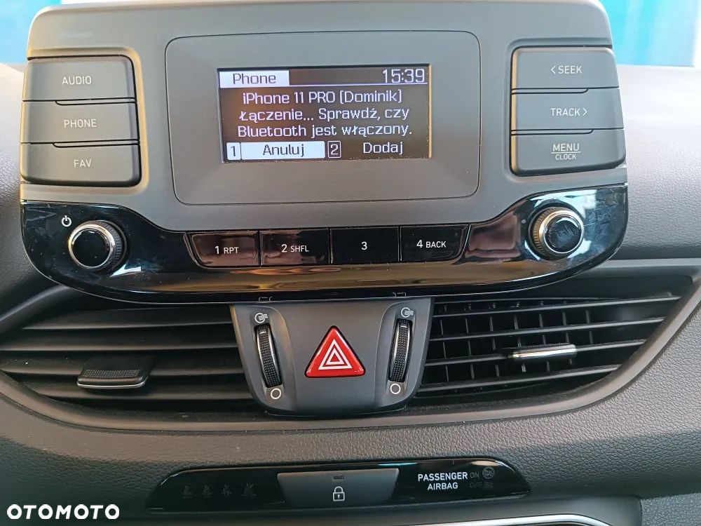 Hyundai i30 1.5 DPI Classic + - 15