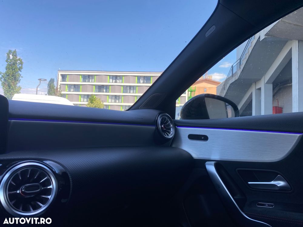 Mercedes-Benz A 180 7G-DCT AMG Line Advanced Plus - 16