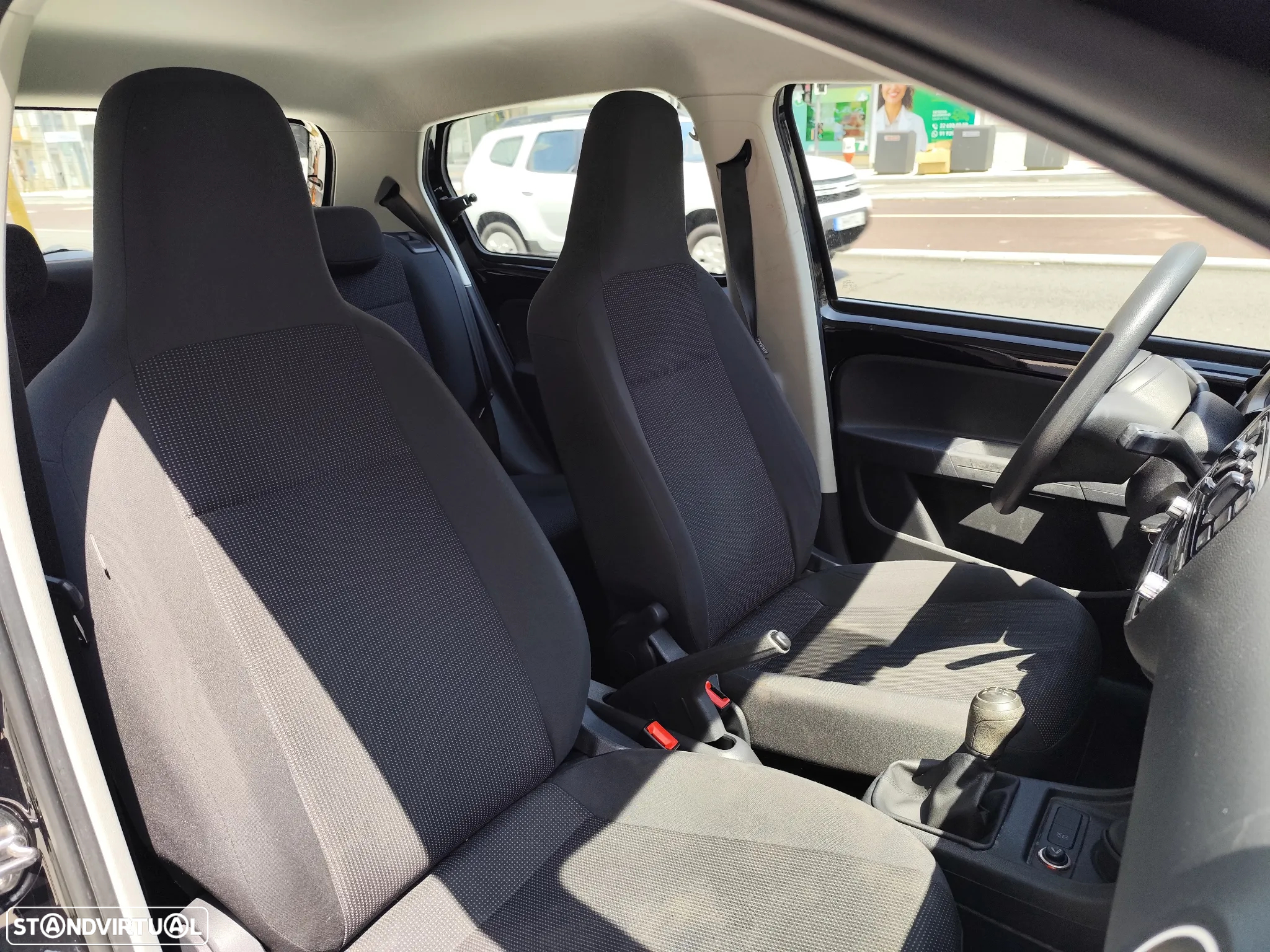 VW Up! 1.0 BlueMotion Move - 13