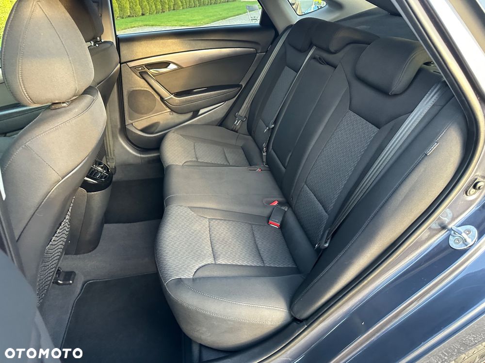 Hyundai i40 1.7 CRDi Business DCT - 24