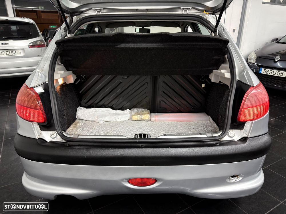 Peugeot 206 1.1 Black & Silver II - 11