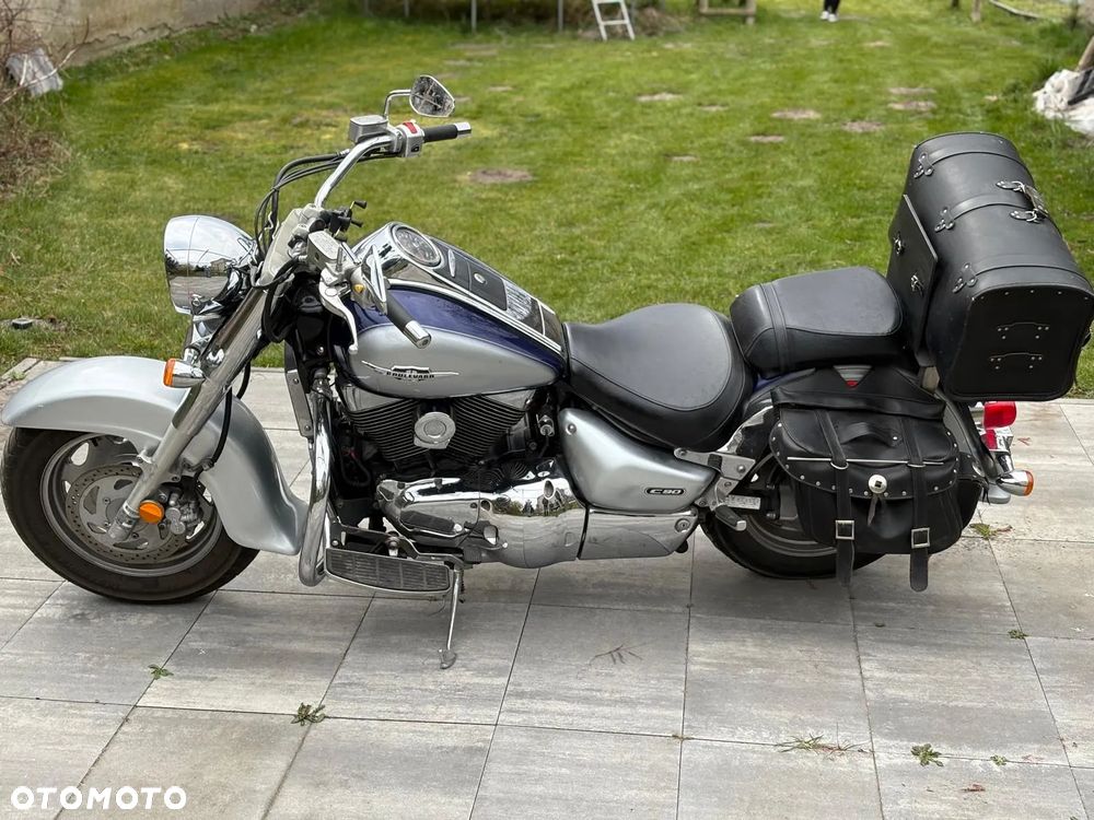 Suzuki Boulevard - 4