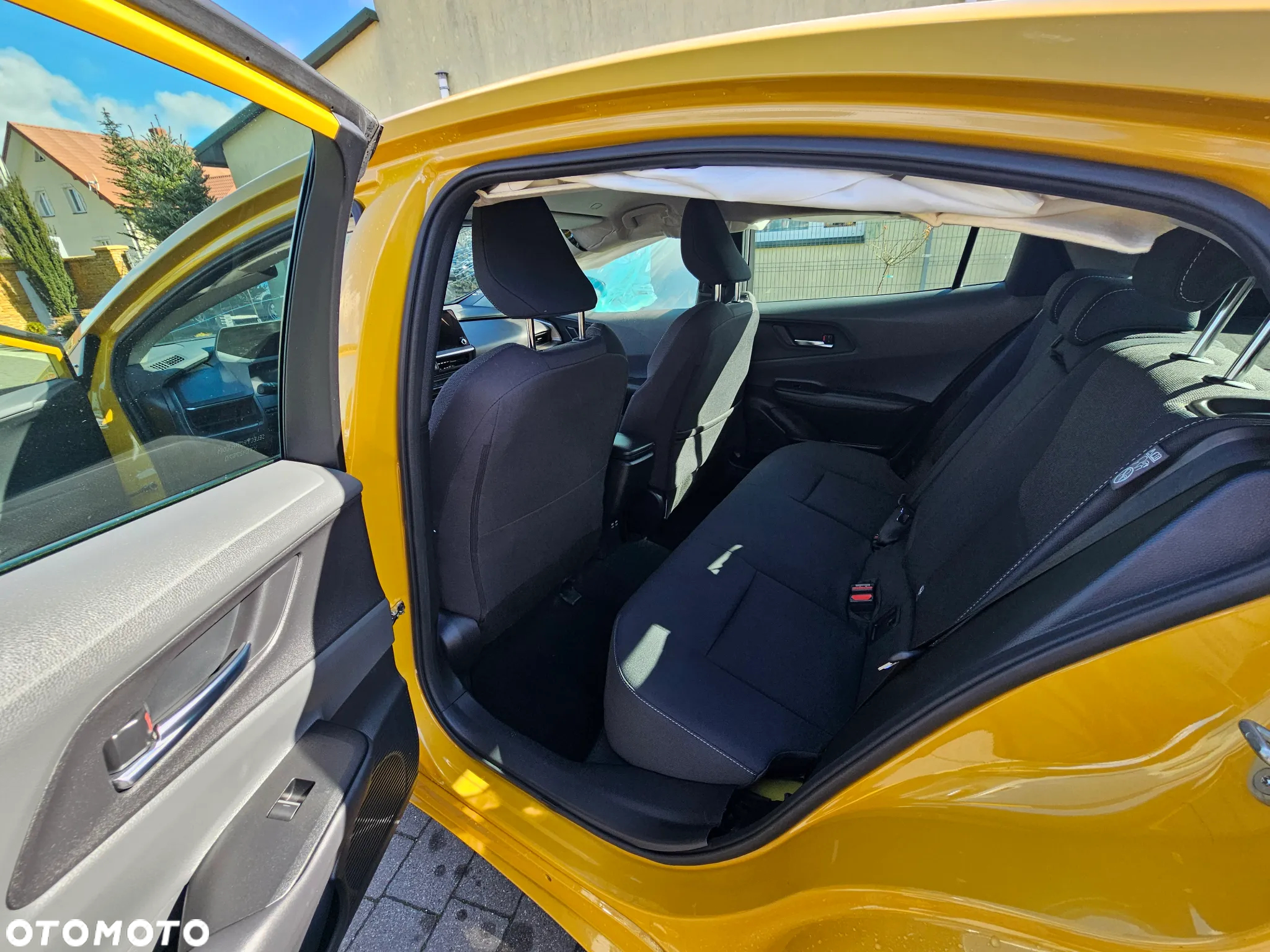 Toyota Prius Plug-in 2.0 Hybrid Prestige - 11