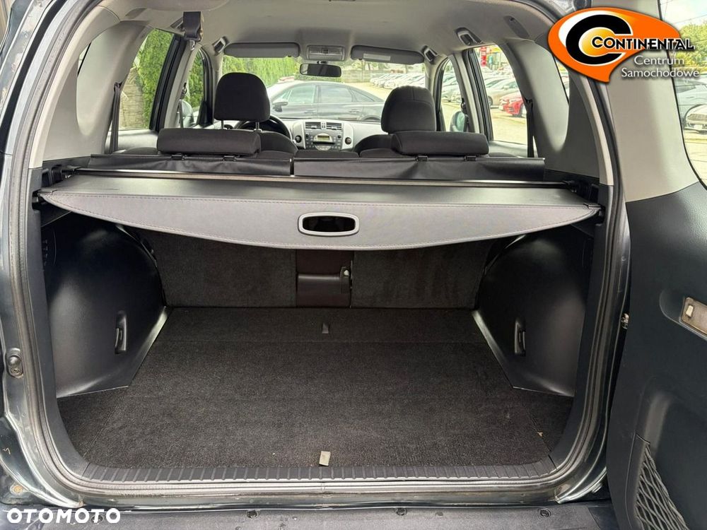 Toyota RAV4 - 5