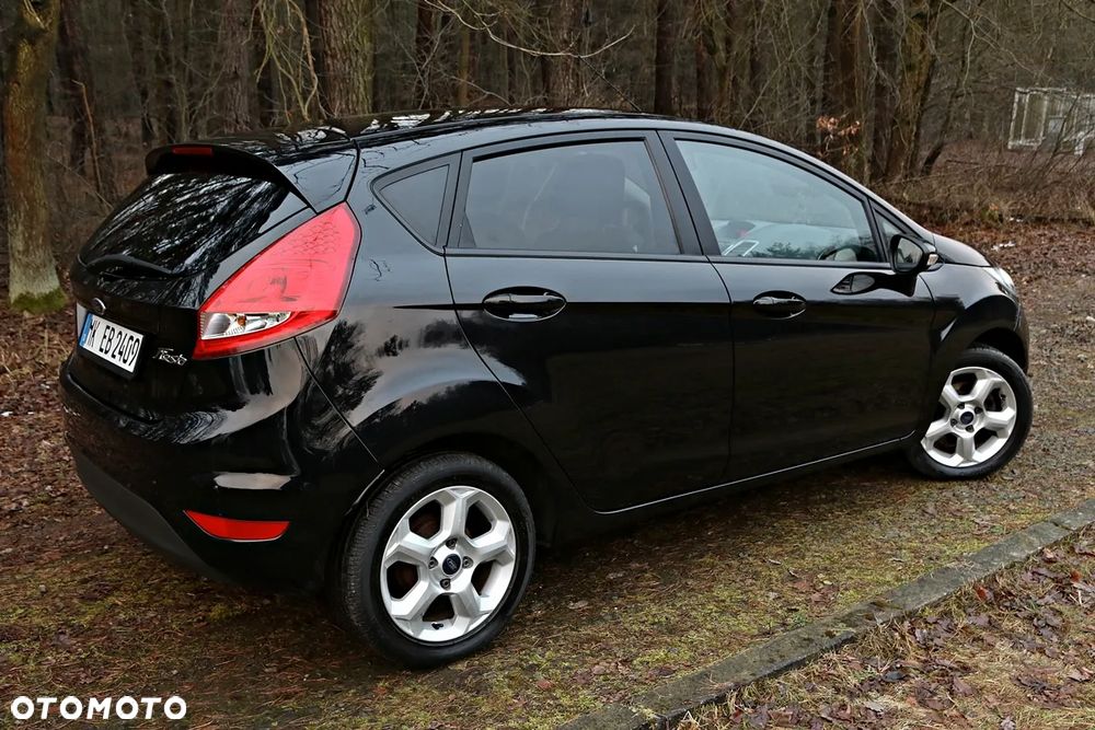 Ford Fiesta 1.25 Champions Edition - 22