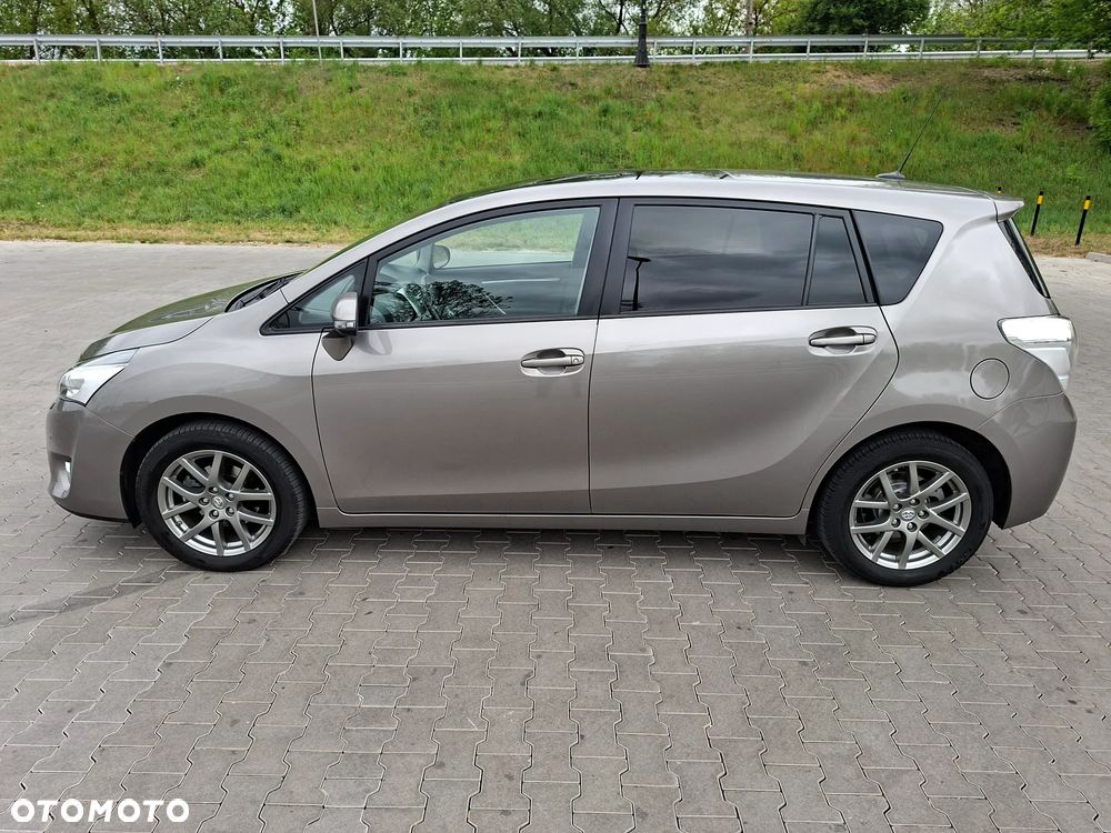 Toyota Verso 1.8 5-Sitzer Executive - 4