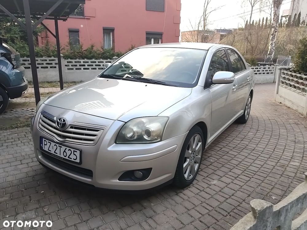 Toyota Avensis 2.0 D-4D Sol - 3