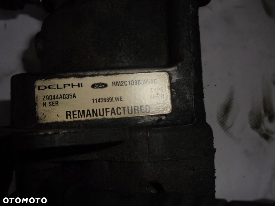 POMPA WTRYSKOWA MONDEO MK3 2.0 TDCI Z9044A035A - 3
