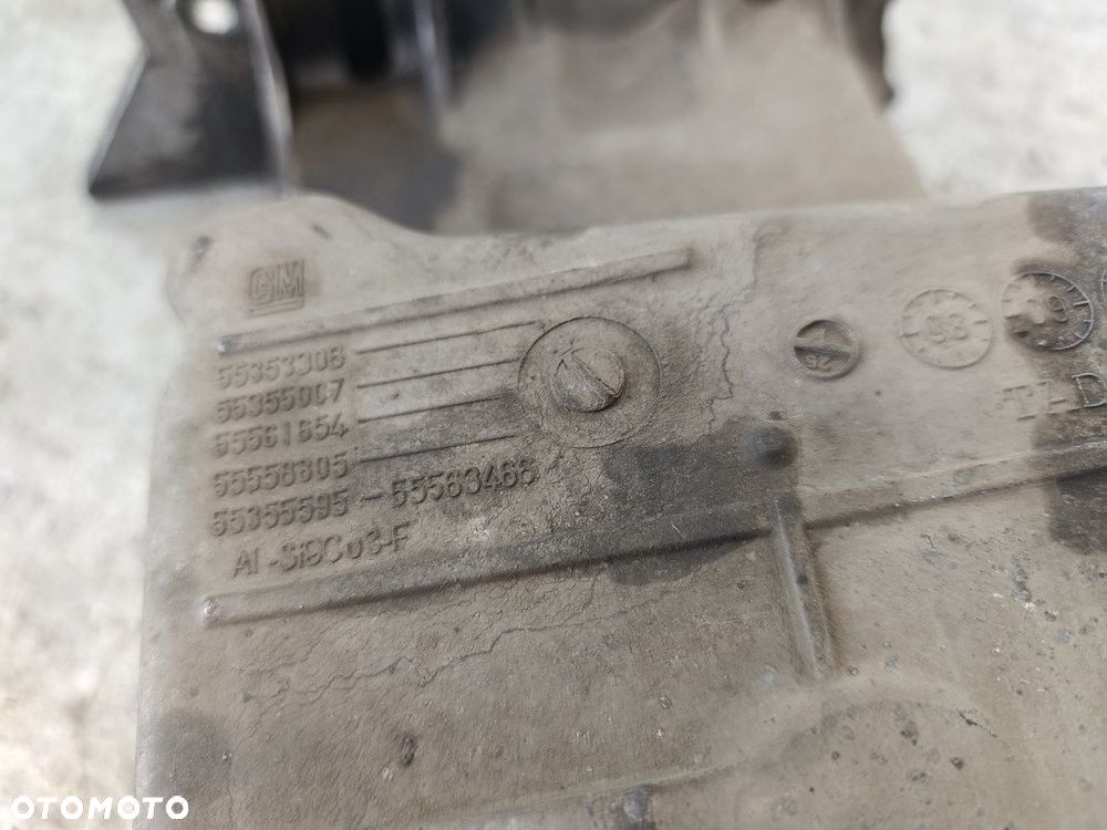 MISKA OLEJOWA OPEL ASTRA H 55353306  55355007  55561654  55558805 55563468 - 2