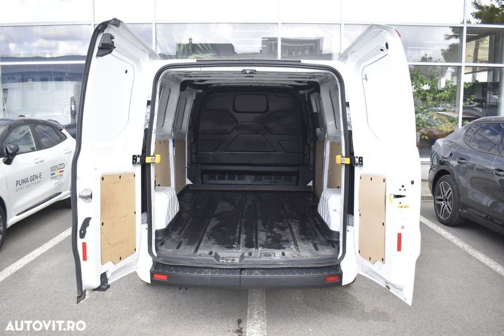 Ford Transit Custom - 11