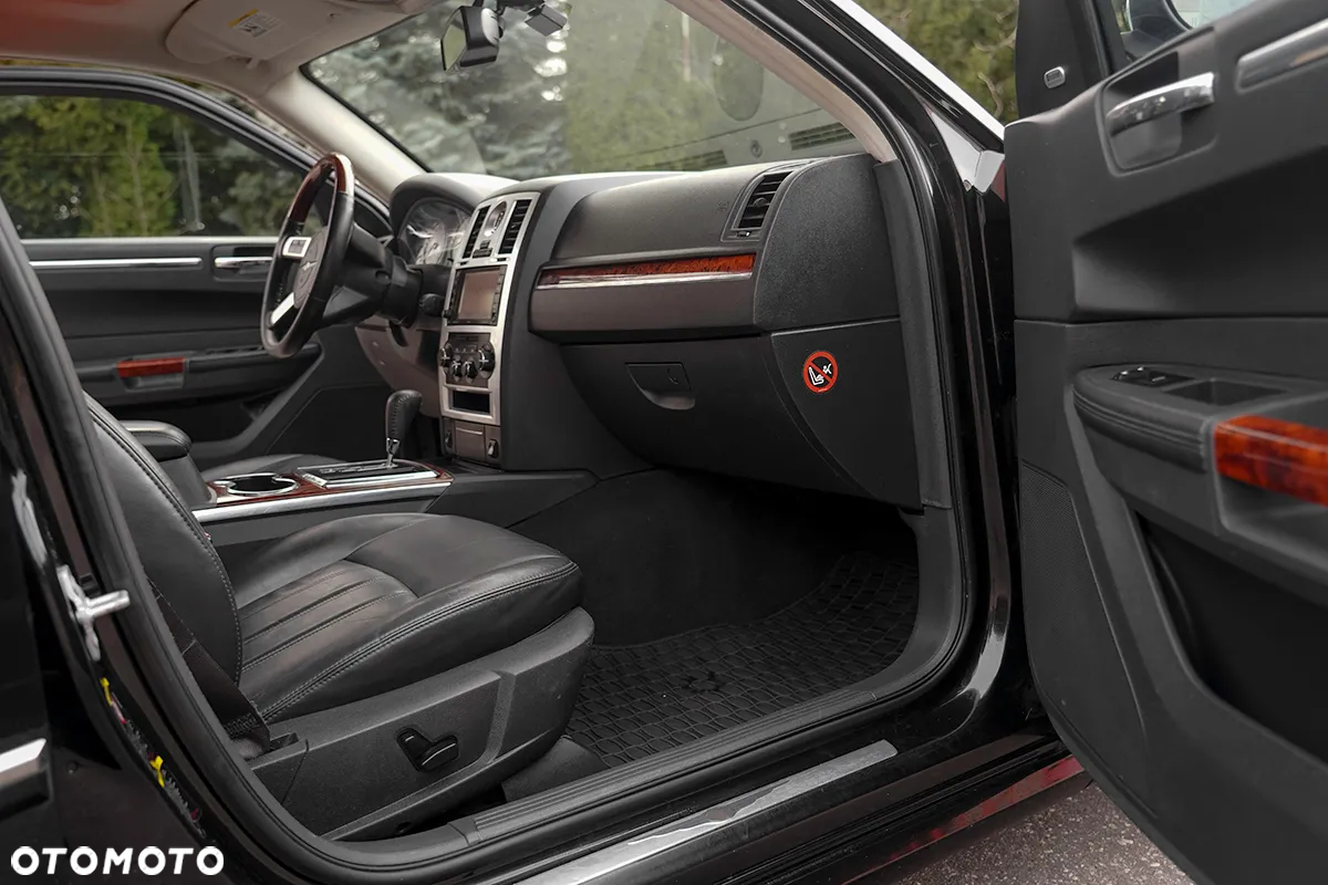 Chrysler 300C 3.0 V6 CRD - 15