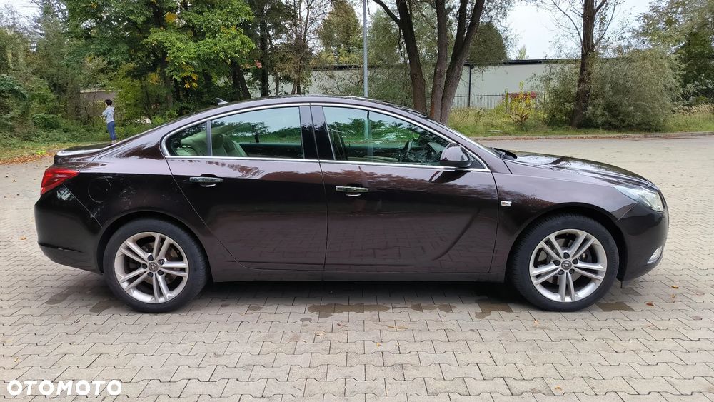 Opel Insignia 2.0 T Cosmo 4x4 EU6 - 9