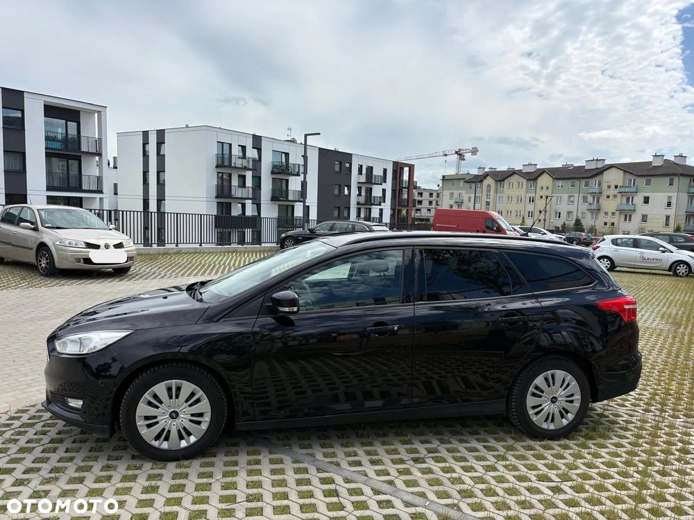 Ford Focus 1.0 EcoBoost Titanium ASS - 4