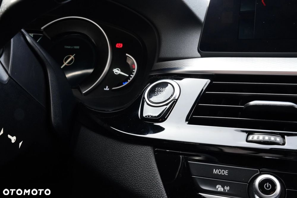 BMW Seria 5 520d M Sport - 13