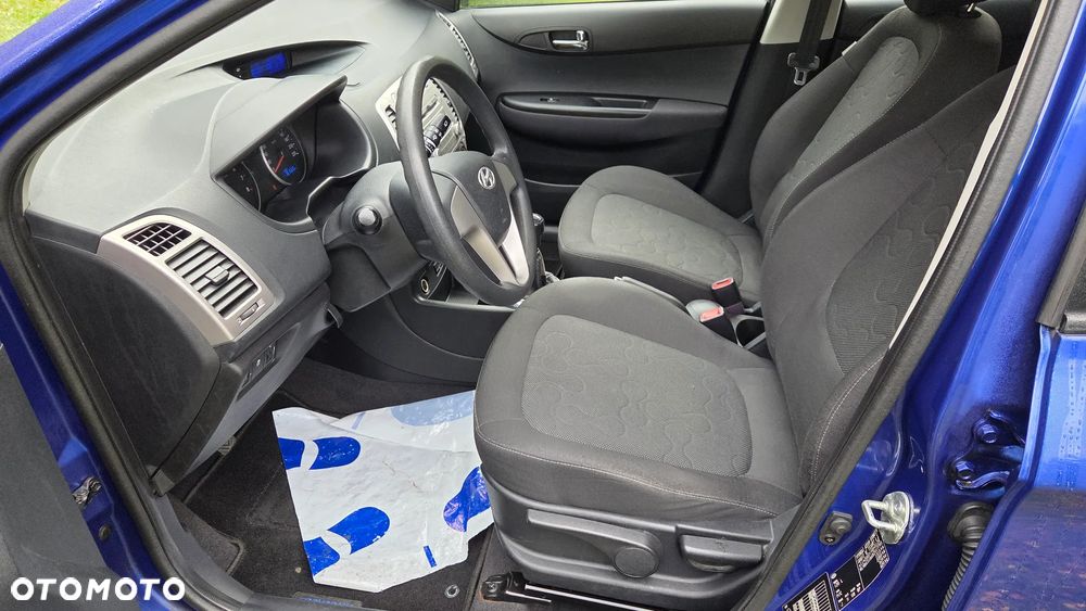 Hyundai i20 - 10