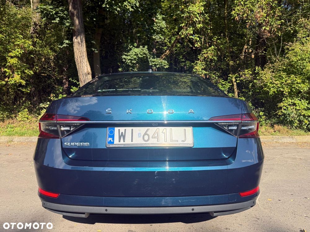 Skoda Superb 2.0 TSI Ambition DSG - 9