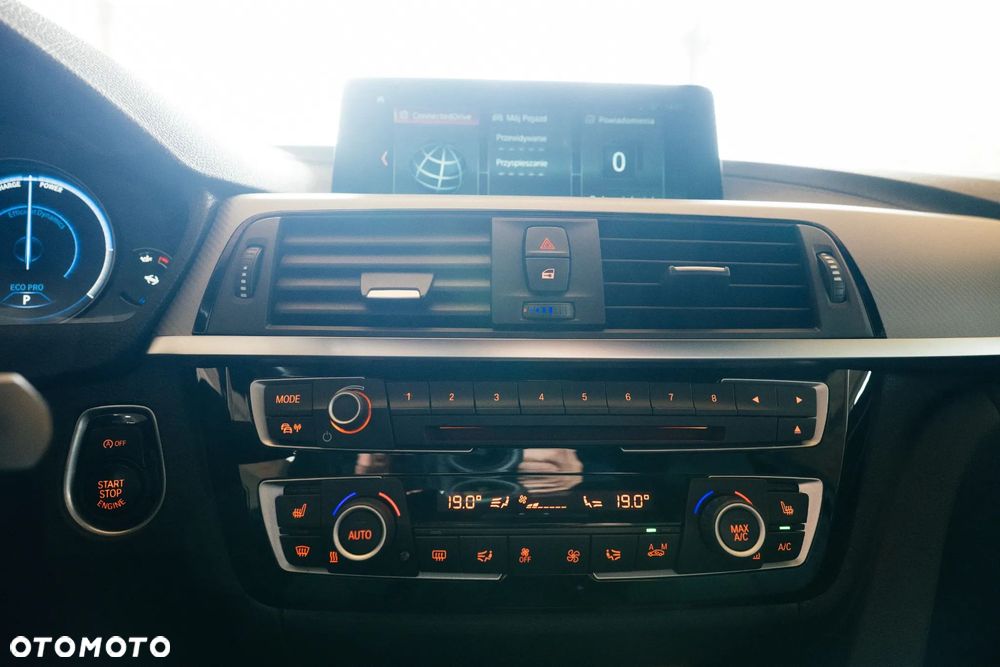 BMW Seria 4 420d xDrive M Sport - 22