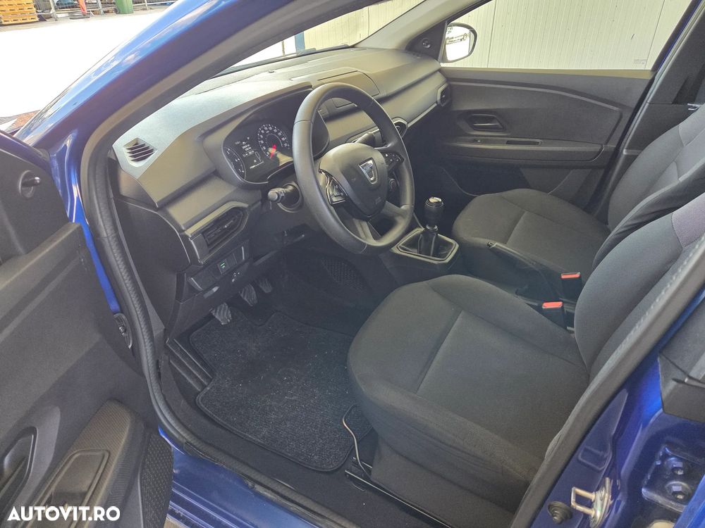 Dacia Logan TCe 90 Essential - 2