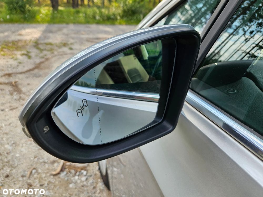 Volkswagen Golf Sportsvan - 17
