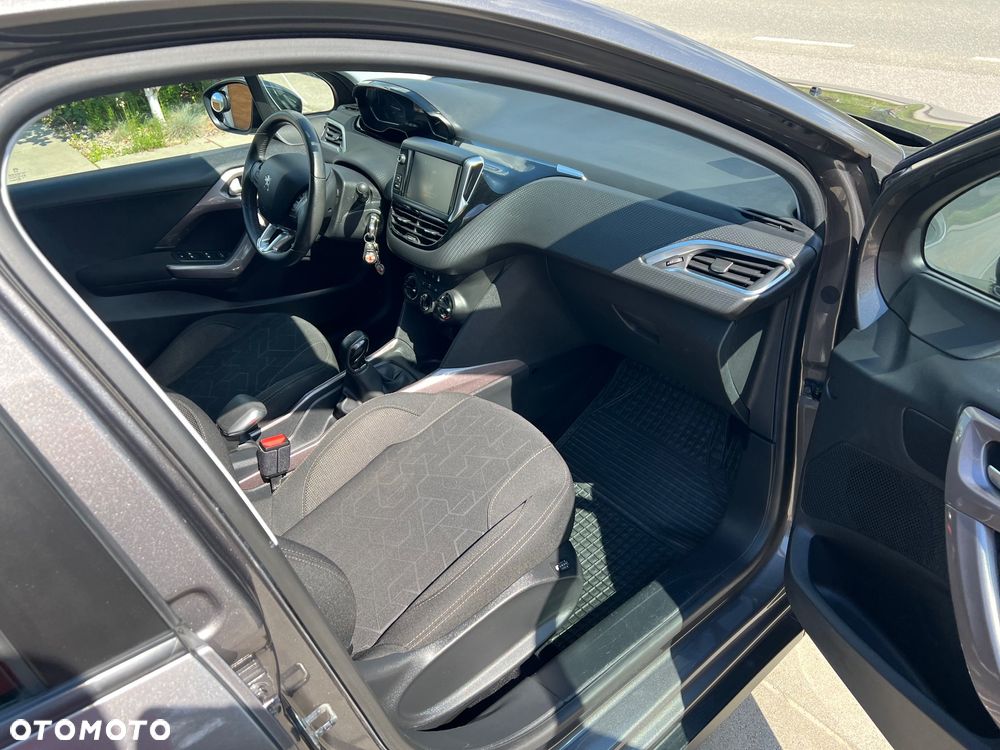 Peugeot 2008 1.2 Pure Tech Active - 30
