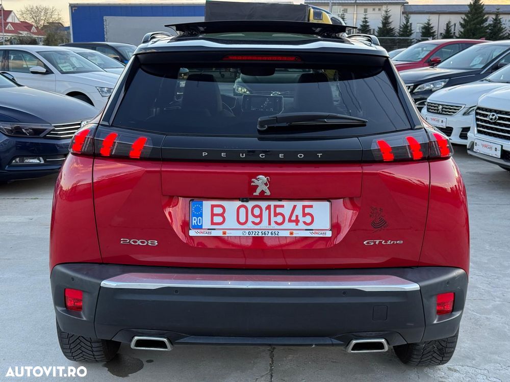 Peugeot 2008 1.2 L PureTech STT EAT8 GT Line - 21