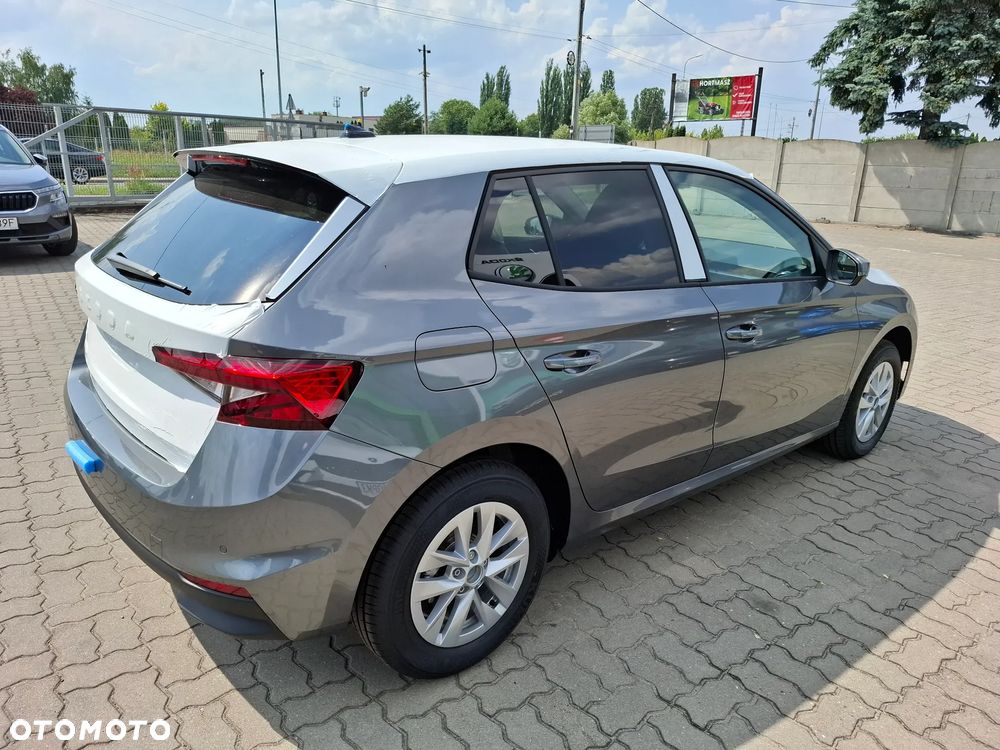 Skoda Fabia 1.0 TSI Drive DSG - 9