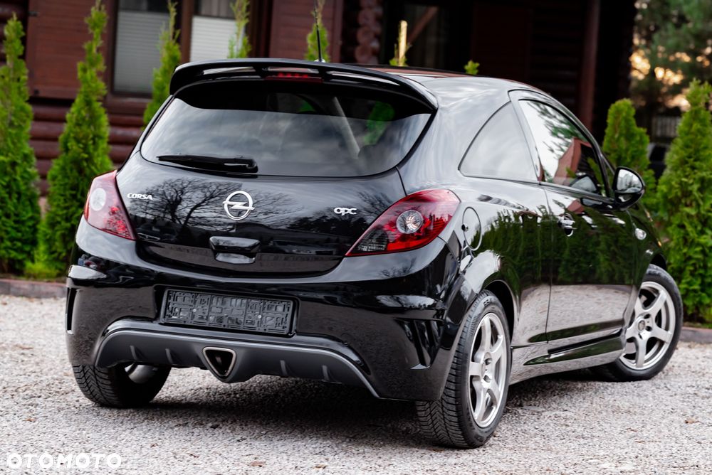 Opel Corsa 1.6T OPC - 9