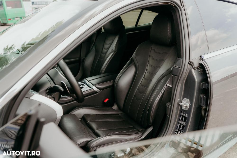 BMW Seria 8 - 8
