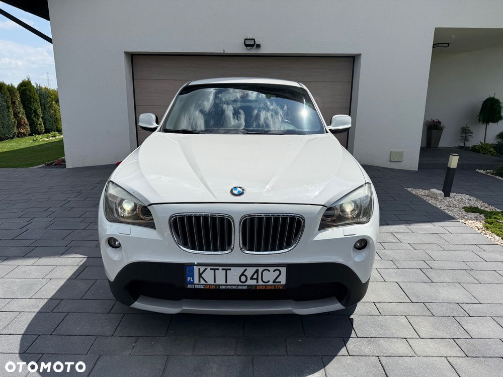 BMW iX1 - 10