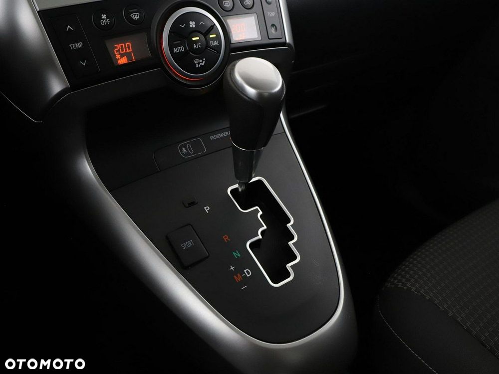 Toyota Verso 1.8 Selection MS EU6 - 28