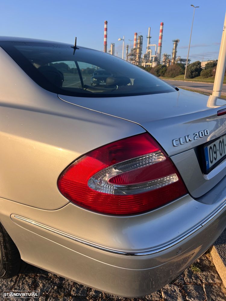 Mercedes-Benz CLK 200 K Elegance Aut. - 14