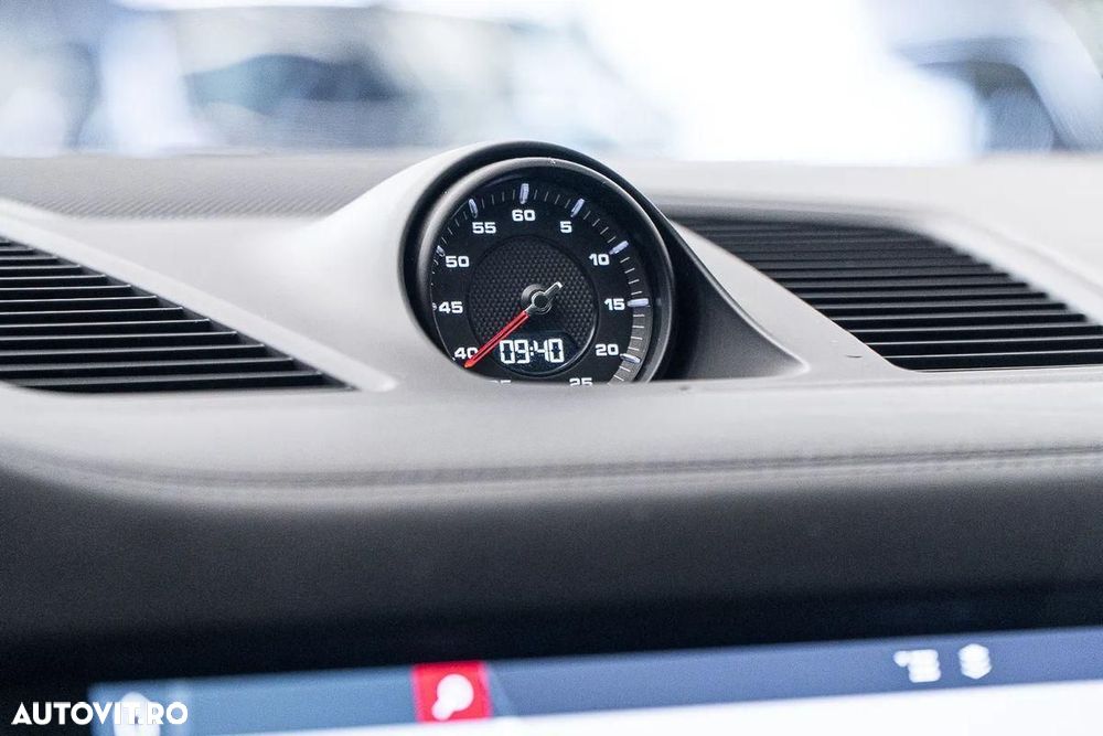 Porsche Cayenne Coupe - 26