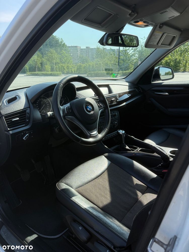 BMW X1 xDrive20d - 8