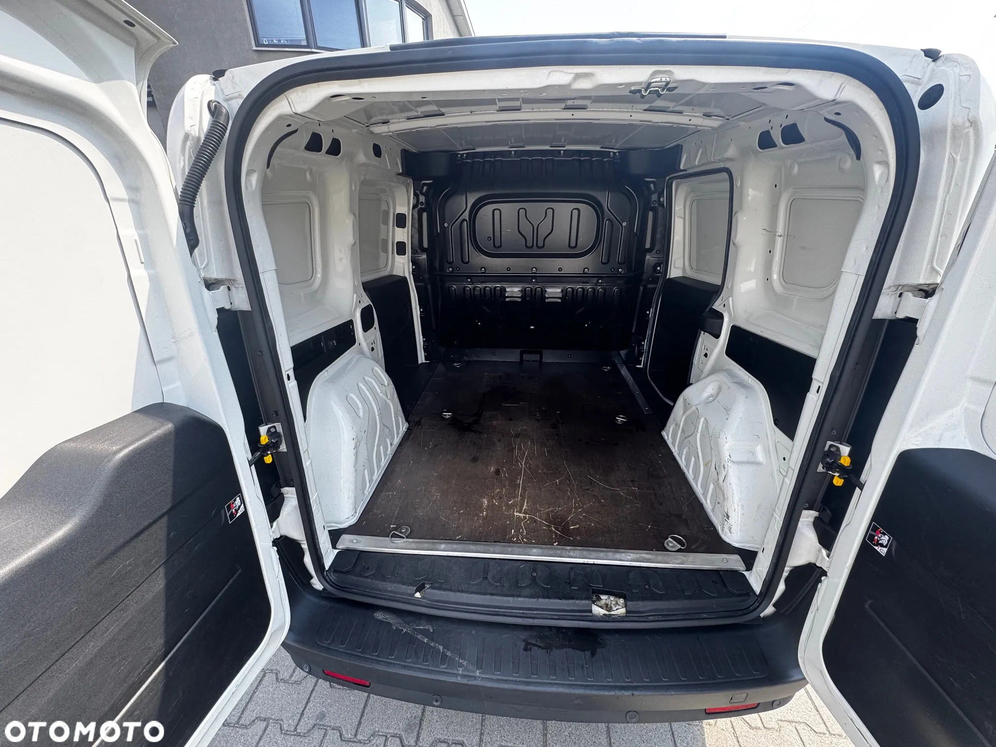 Fiat DOBLO - 11