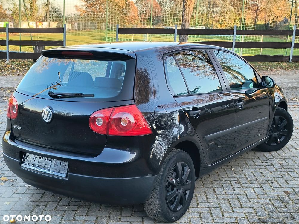 Volkswagen Golf - 5