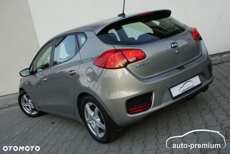 Kia Ceed 1.4 Business Line - 38