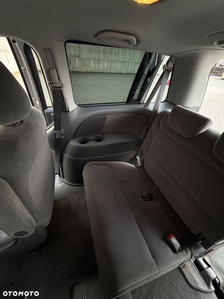 Honda Odyssey 3.5 LX - 18