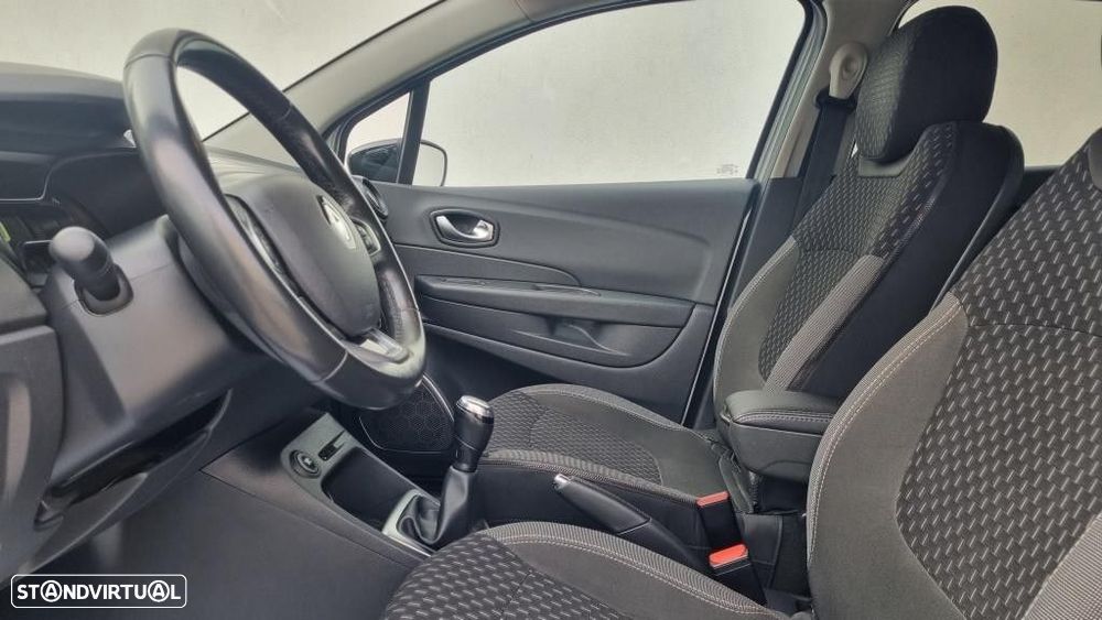 Renault Captur 1.5 dCi Exclusive C/Pneu - 8