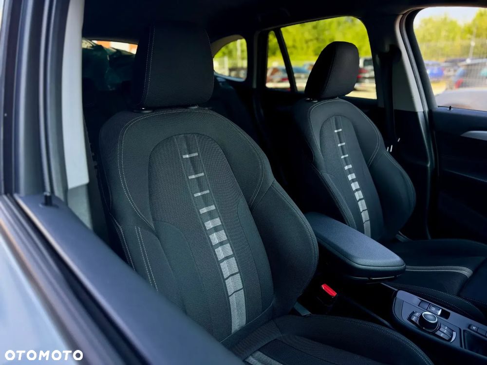 BMW X1 xDrive18d Sport Line - 19