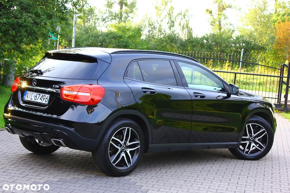 Mercedes-Benz GLA 200 (CDI) d 7G-DCT AMG Line - 13