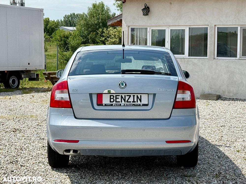 Skoda Octavia 1.4 TSI DSG FAMILY - 12
