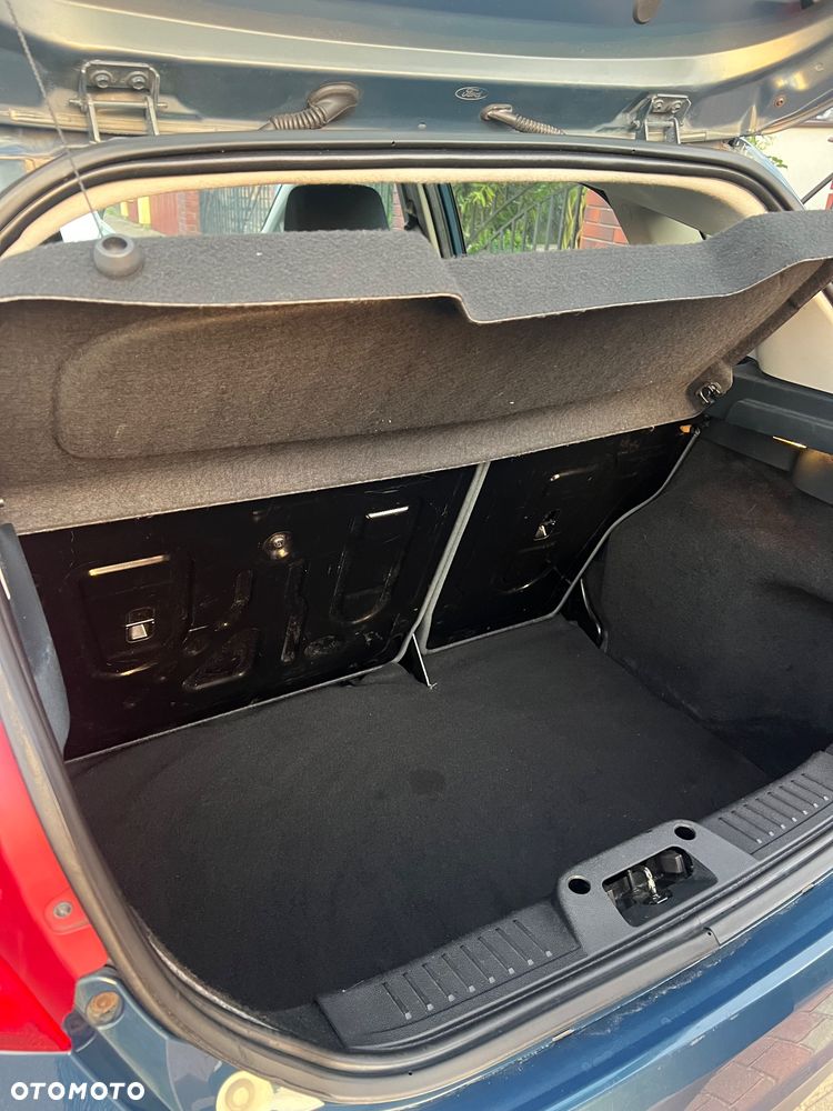 Ford Fiesta 1.25 Ambiente - 10