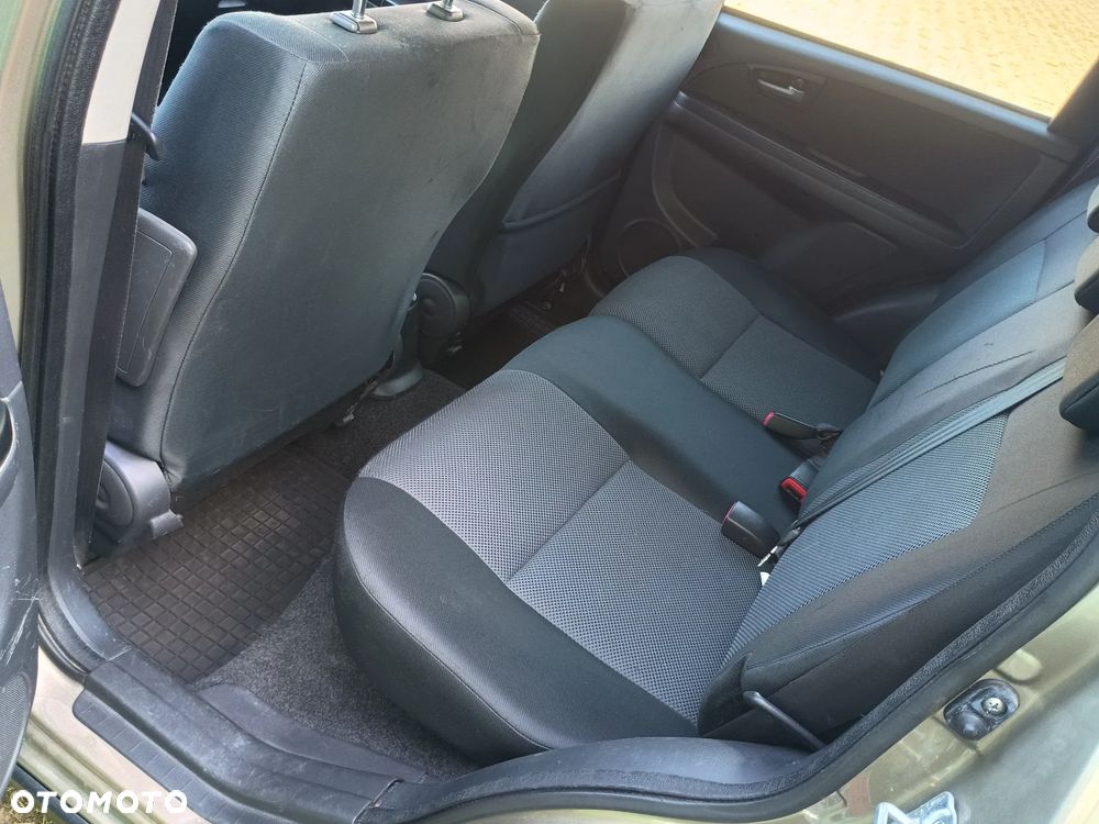 Fiat Sedici - 12