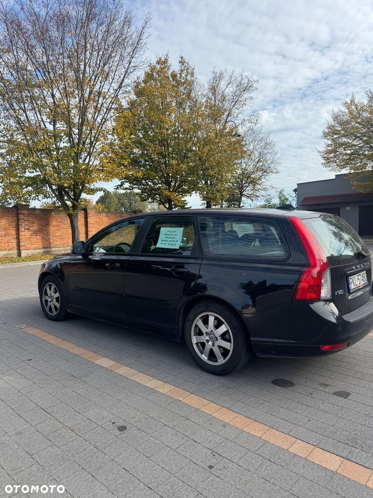 Volvo V50 2011 photo 4